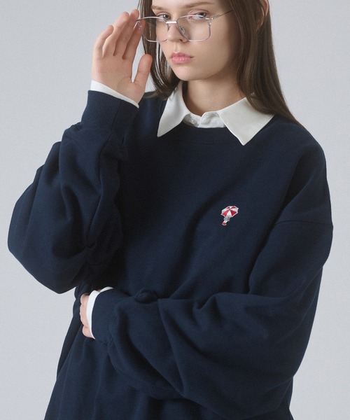 ONCILY(オンシェリー)の「ONE-POINT LOGO VOLUME SWEAT / ワンポイントロゴボリュームスウェット(スウェット・メンズ・ネイビー/ブラック/グレー・SMALL/MEDIUM/LARGE)」の8枚目の写真