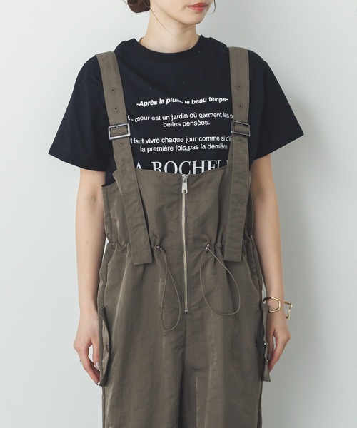 hunch(ハンチ)の「フロントジップ ウエストギャザー サロペット(サロペット/オーバーオール・レディース・ブラック/ベージュ/ダークカーキ・FREE)」の21枚目の写真