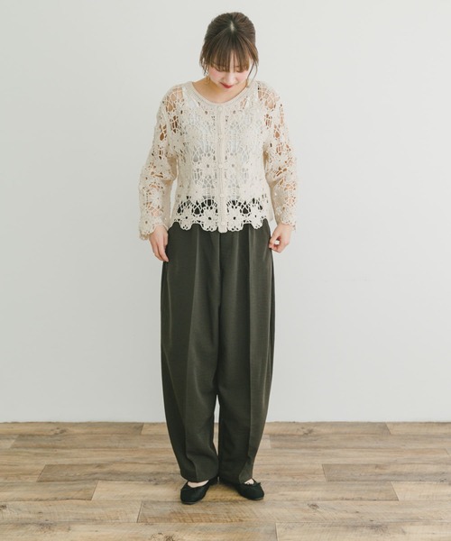 ITEMS URBANRESEARCH(アイテムズ アーバンリサーチ)の「コクーンイージーパンツ(その他パンツ・レディース・チャコールグレー/ホワイト系その他・FREE)」の14枚目の写真