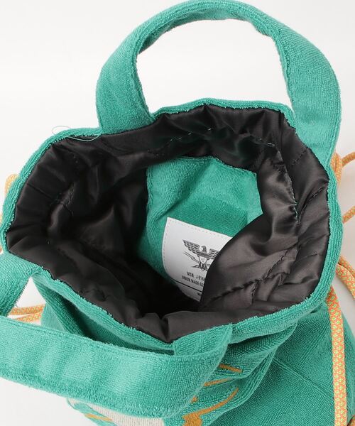 HOUSTON(ヒューストン)の「HOUSTON / EMB PILE EFFECT BAG(TIGER/MAP/DRAGON/ALASKA) / 6888/6889/6890/6891(ショルダーバッグ・レディース・ブルー/ピンク/オフホワイト/ブルー系その他/グリーン系その他/ブラック系その他/グリーン/その他/ブラック/ピンク系その他/ブラック系その他2・ONESIZE)」の14枚目の写真