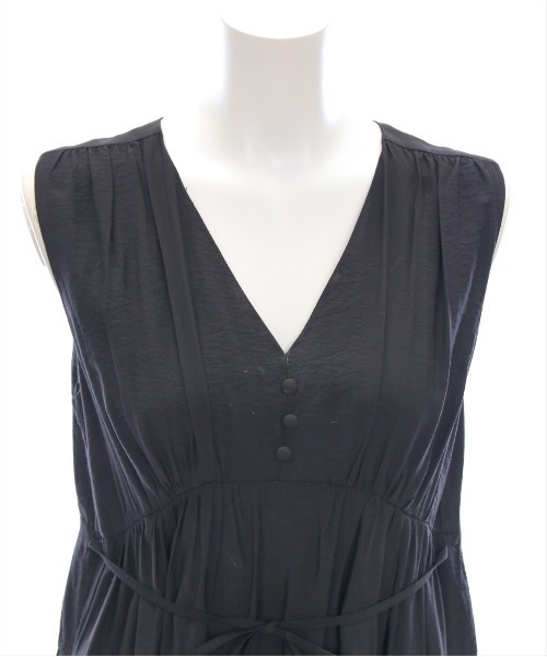 CLEAR BASIC（クリアベーシック）の「【低身長サイズ有】Vネックノースリーブティアードワンピース[シンプル 着回し抜群 大人]≪SS新作≫（ワンピース・レディース・オレンジ/ミント/ラベンダー/ブラック・F/XS）」の15枚目の写真