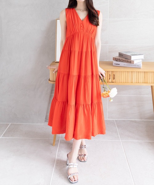 CLEAR BASIC（クリアベーシック）の「【低身長サイズ有】Vネックノースリーブティアードワンピース[シンプル 着回し抜群 大人]≪SS新作≫（ワンピース・レディース・オレンジ/ミント/ラベンダー/ブラック・F/XS）」の6枚目の写真