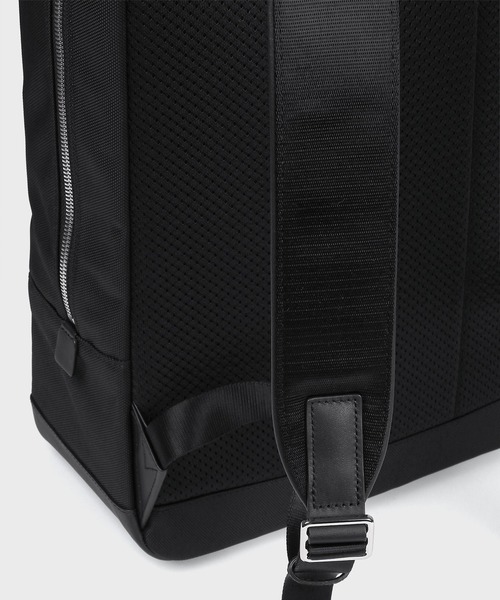 Paul Smith(ポールスミス)の「シャドーストライプ リュック【553414 N704R】(バックパック/リュック・メンズ・ブラック・FREE)」の8枚目の写真