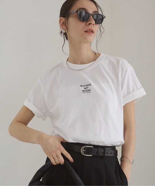 ANGIE（アンジー）の「フロント ワンポイント 刺繍 ロゴ Tシャツ（半袖）（Tシャツ/カットソー・レディース・ホワイト/オフホワイト/ブラック/ライトピンク・MEDIUM/LARGE）」の19枚目の写真