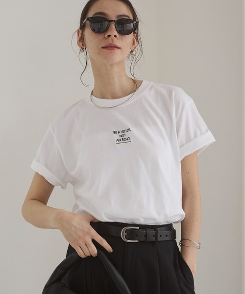 ANGIE（アンジー）の「フロント ワンポイント 刺繍 ロゴ Tシャツ（半袖）（Tシャツ/カットソー・レディース・ホワイト/オフホワイト/ブラック/ライトピンク・MEDIUM/LARGE）」の20枚目の写真
