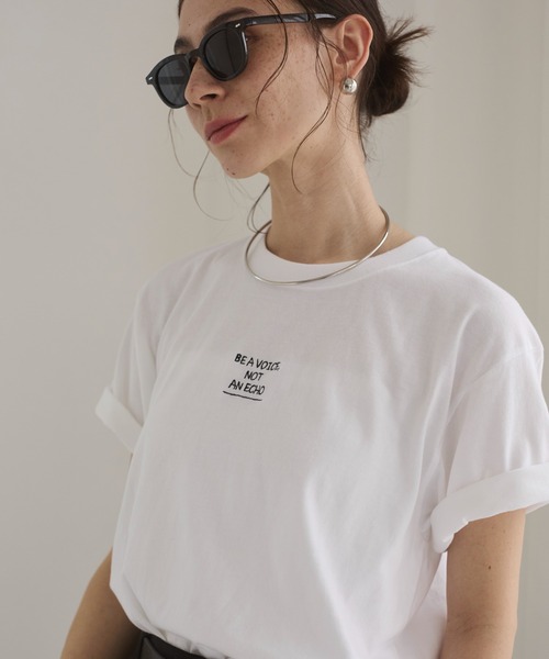 ANGIE（アンジー）の「フロント ワンポイント 刺繍 ロゴ Tシャツ（半袖）（Tシャツ/カットソー・レディース・ホワイト/オフホワイト/ブラック/ライトピンク・MEDIUM/LARGE）」の22枚目の写真