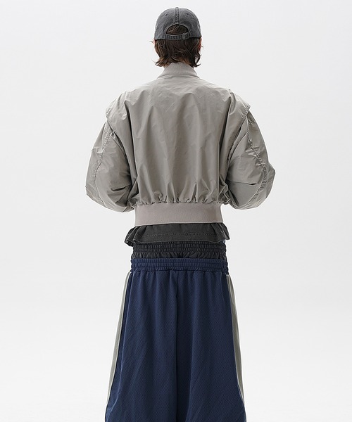 MASONPRINCE(メイソンプリンス)の「ショート丈 ドロップショルダー MA-1 ブルゾン JK4045【MASONPRINCE】(MA-1・メンズ・ネイビー/グレー・L/M/S)」の8枚目の写真