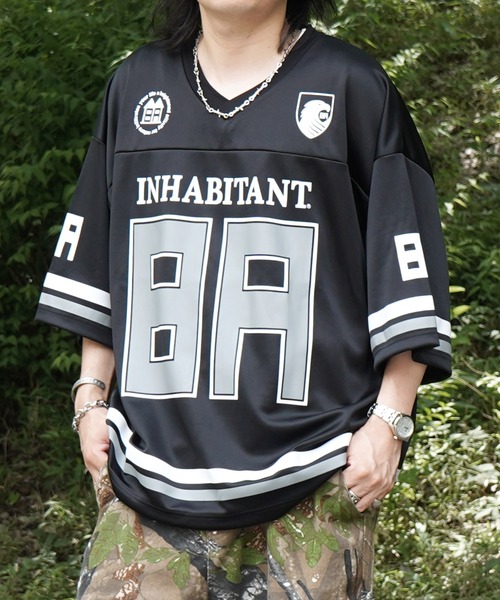 INHABITANT（インハビタント）の「25SS【INHABITANT】ビッグシルエット フロントナンバリングプリント 半袖フットボールTシャツ カットソー ユニセックス（Tシャツ/カットソー・メンズ・ブラック/ホワイト/グレー・L/M）」の13枚目の写真
