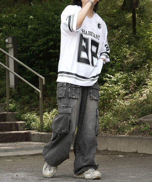 INHABITANT（インハビタント）の「25SS【INHABITANT】ビッグシルエット フロントナンバリングプリント 半袖フットボールTシャツ カットソー ユニセックス（Tシャツ/カットソー・メンズ・ブラック/ホワイト/グレー・L/M）」の7枚目の写真