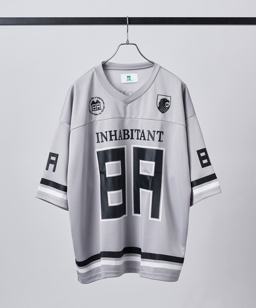 INHABITANT（インハビタント）の「【INHABITANT】ビッグシルエット フロントナンバリングプリント 半袖フットボールTシャツ カットソー ユニセックス（Tシャツ/カットソー・メンズ・ブラック/ホワイト/グレー・L/M）」の5枚目の写真