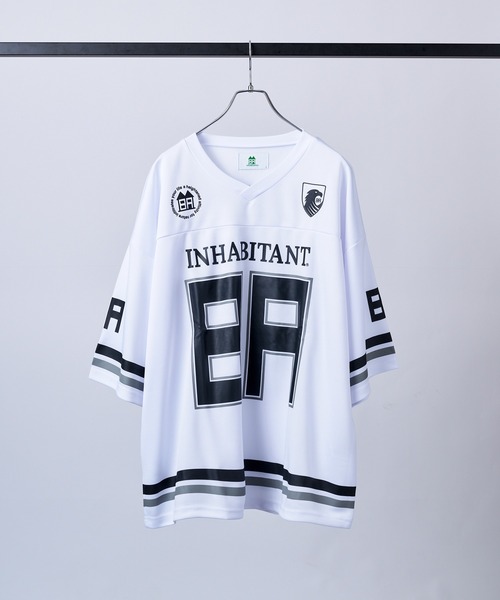 INHABITANT（インハビタント）の「【INHABITANT】ビッグシルエット フロントナンバリングプリント 半袖フットボールTシャツ カットソー ユニセックス（Tシャツ/カットソー・メンズ・ブラック/ホワイト/グレー・L/M）」の17枚目の写真