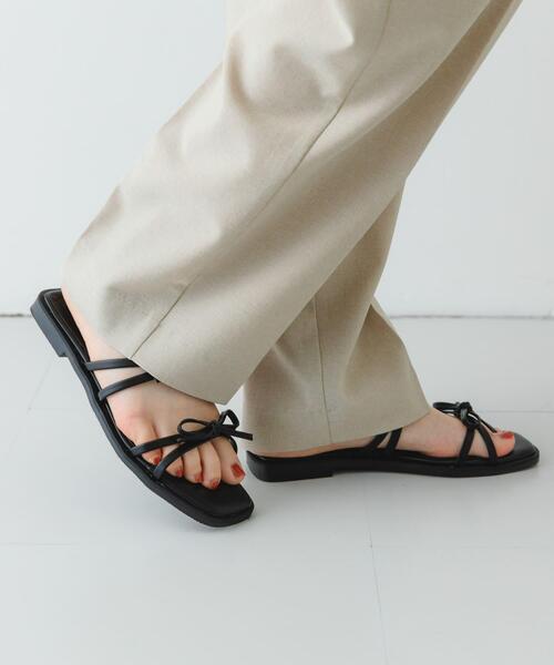 RODE SKO（ロデスコ）の「『MADE IN JAPAN』ダブルリボンフラットサンダル（サンダル・レディース・ホワイト系その他/ブラック/モカ・36/37/38）」の14枚目の写真