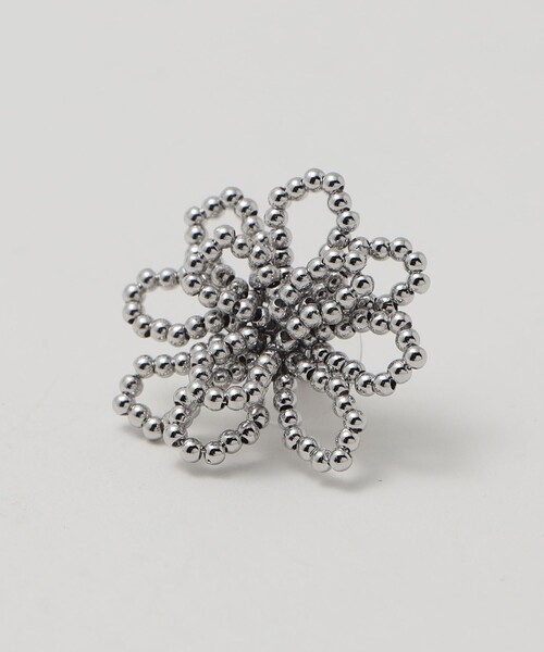 green label relaxing（グリーンレーベルリラクシング）の「フラワーモチーフ ビーズ ピアス（ピアス（両耳用）・レディース・ゴールド/シルバー・FREE）」の7枚目の写真