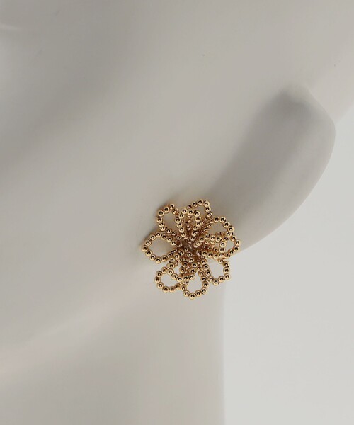 green label relaxing（グリーンレーベルリラクシング）の「フラワーモチーフ ビーズ ピアス（ピアス（両耳用）・レディース・ゴールド/シルバー・FREE）」の8枚目の写真