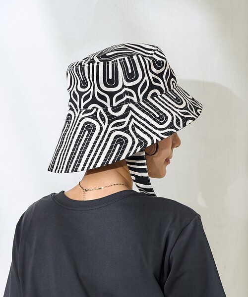 FREAK'S STORE（フリークスストア）の「幾何学柄紐付きハット/リボン付き柄ハット（ハット・レディース・ブルー/ブラック・ONE SIZE）」の15枚目の写真