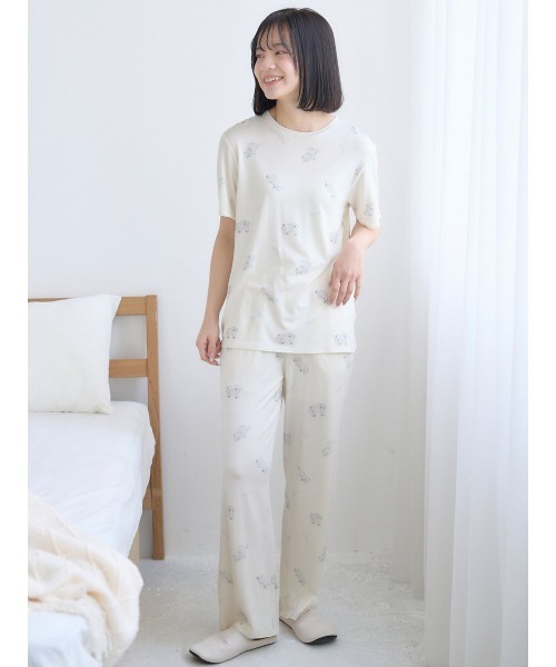 tutuanna(チュチュアンナ)の「レーヨン混しろくま総柄ロングパンツ(ルームウェア/パジャマ・レディース・ピンク/オフホワイト/グレイッシュブルー・S/M/L)」の5枚目の写真