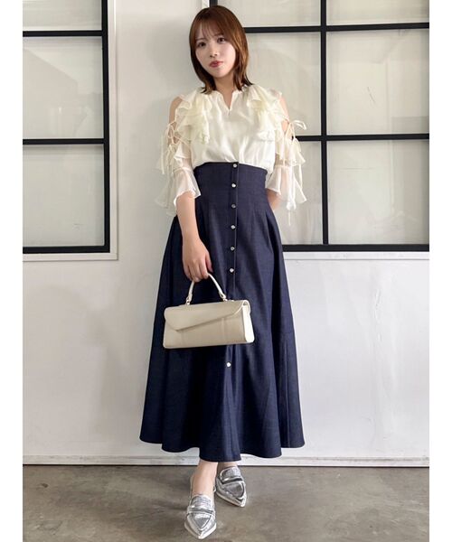 dazzlin（ダズリン）の「シアーフルイドフリルブラウス（シャツ/ブラウス・レディース・オフホワイト/ブルー/ブラック・FREE）」の19枚目の写真