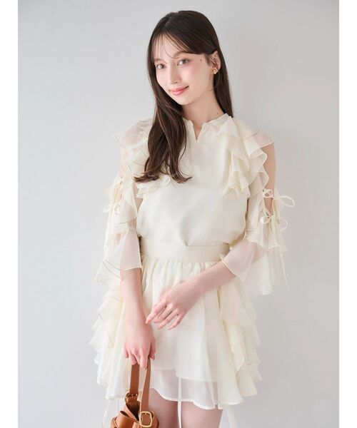 dazzlin（ダズリン）の「シアーフルイドフリルブラウス（シャツ/ブラウス・レディース・オフホワイト/ブルー/ブラック・FREE）」の17枚目の写真