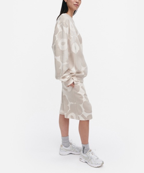 marimekko(マリメッコ)の「【kioski】 Loisto Akvarelli Unikko / sweatshirt(スウェット・レディース・ホワイト・MEDIUM/SMALL/X-SMALL/X-LARGE)」の3枚目の写真