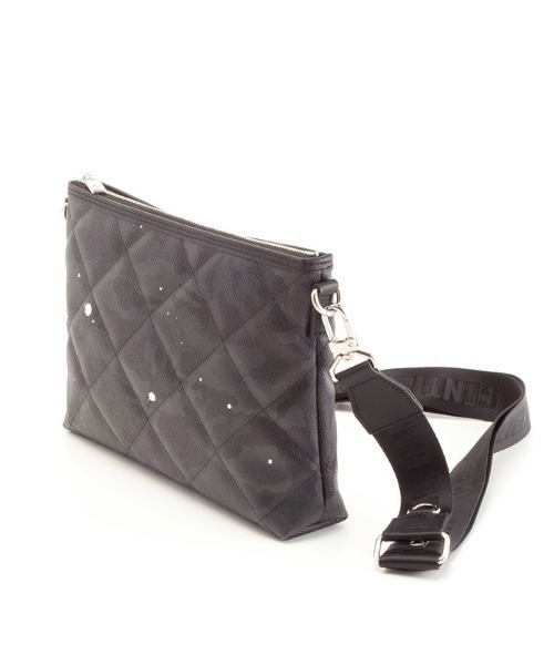 GENTIL BANDIT（ジャンティバンティ）の「GENTIL BANDIT（ジャンティバンティ）キルティングクロスボディ（ショルダーバッグ・メンズ・その他2/ブラック・F）」の4枚目の写真