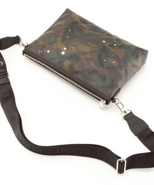 GENTIL BANDIT（ジャンティバンティ）の「GENTIL BANDIT（ジャンティバンティ）キルティングクロスボディ（ショルダーバッグ・メンズ・その他2/ブラック・F）」の13枚目の写真