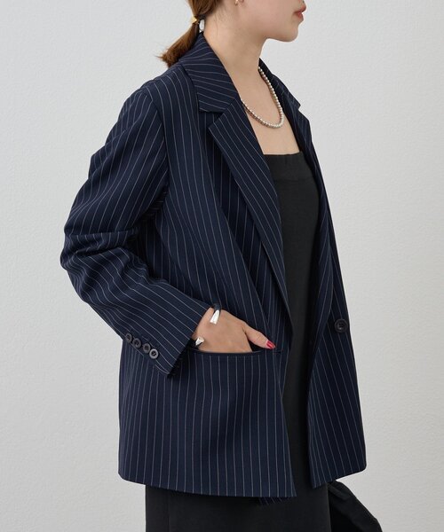 VETEMENTS ブラック ストライプ テーラードジャケット ブラック ストライプ テーラードジャケット VETEMENTS ブラック