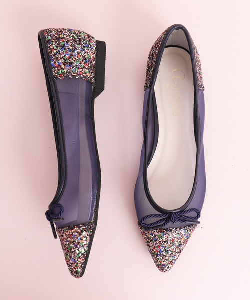 artemis by DIANA（アルテミスバイダイアナ）の「グリッター×チュール　ポインテッドトゥフラットシューズ（パンプス・レディース・シルバー/ブラック/マルチ・22.5cm/23.0cm/23.5cm/24.0cm/24.5cm/22.0cm）」の8枚目の写真