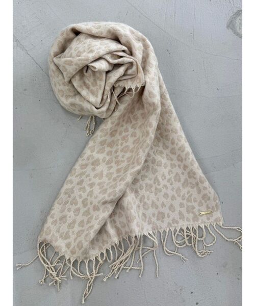 MERCURYDUO(マーキュリーデュオ)の「レオパードストール(ストール/ショール・レディース・ベージュ/グレー・FREE)」の1枚目の写真