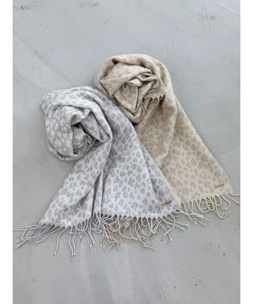 MERCURYDUO(マーキュリーデュオ)の「レオパードストール(ストール/ショール・レディース・ベージュ/グレー・FREE)」の7枚目の写真