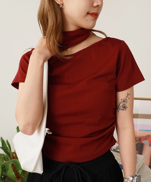 ROOPTOKYO（ループトウキョウ）の「Cutout Asymmetrical T-shirt / カットアウト アシンメトリー カットソー（Tシャツ/カットソー・レディース・ホワイト/カーキ/グレー/レッド/オートミール/ブラック・FREE）」の6枚目の写真