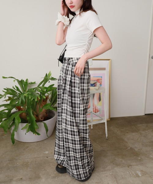 ROOPTOKYO（ループトウキョウ）の「Cutout Asymmetrical T-shirt / カットアウト アシンメトリー カットソー（Tシャツ/カットソー・レディース・ホワイト/カーキ/グレー/レッド/オートミール/ブラック・FREE）」の11枚目の写真