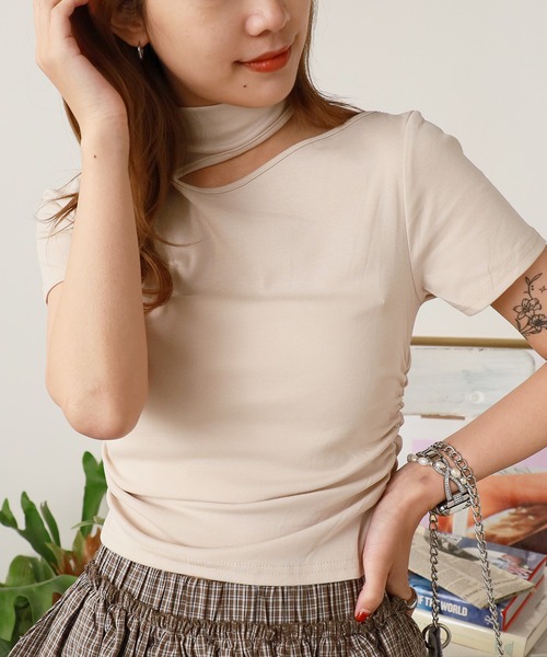 ROOPTOKYO（ループトウキョウ）の「Cutout Asymmetrical T-shirt / カットアウト アシンメトリー カットソー（Tシャツ/カットソー・レディース・ホワイト/カーキ/グレー/レッド/オートミール/ブラック・FREE）」の18枚目の写真