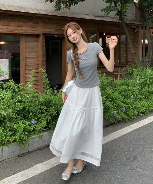 gossip！ロサンゼルス（ゴシップロサンゼルス）の「【Y2Kガーリー】リボン付きフリルTシャツ（Tシャツ/カットソー・レディース・グレー・FREE）」の6枚目の写真