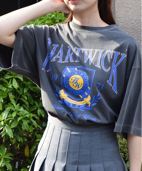 spiritoso(スピリトーゾ)の「【spiritoso】HARTWICKカレッジロゴ ピグメントTシャツ(Tシャツ/カットソー・レディース・ライトグレー/ラベンダー/チャコールグレー・FREE)」の19枚目の写真