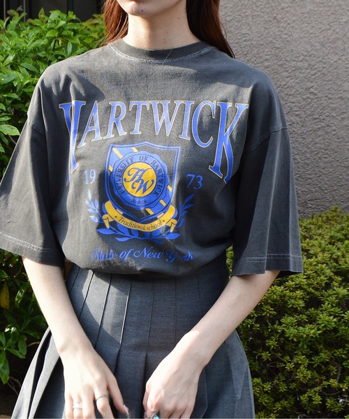 spiritoso(スピリトーゾ)の「【spiritoso】HARTWICKカレッジロゴ ピグメントTシャツ(Tシャツ/カットソー・レディース・ライトグレー/ラベンダー/チャコールグレー・FREE)」の17枚目の写真