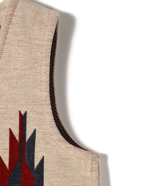 SHIPS（シップス）の「【SHIPS別注】UHURU:ジャカード  ベスト（ベスト・レディース・ナチュラル/ブラック・ONE SIZE）」の9枚目の写真