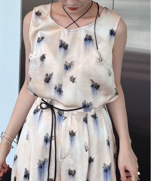 CLARA SATIN TANK TOP（タンクトップ）｜Ameri（アメリ）の