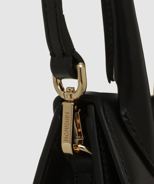 JACQUEMUS（ジャックムス）の「LE CHIQUITO（ハンドバッグ・レディース・ブラック・ONE SIZE）」の4枚目の写真