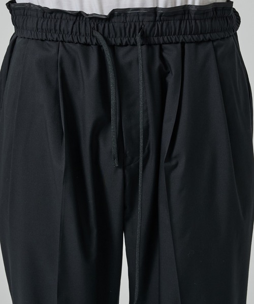 STUDIOUS（ステュディオス）の「ワイドテーパードパンツ（スラックス・メンズ・ブラック/ダークグレー/ネイビー・2/1/3）」の22枚目の写真