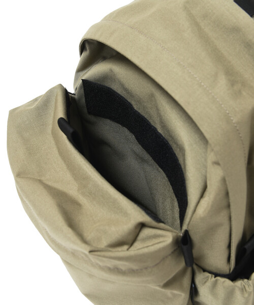 DANTON(ダントン)の「CORDURA CANVAS DAYPACK〈PARTAGER 20〉(バックパック/リュック・レディース・ダークグレー/ブルー系その他/ブラウン系その他/グレイッシュベージュ/ブラック/オフホワイト・-)」の17枚目の写真