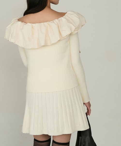 Cherir Mignon(シェリルミニョン)の「【Cherir Mignon】パフオフショルリブニットプルオーバー(ニット/セーター・レディース・ブラック/アイボリー/ブラウン/杢グレー・FREE)」の16枚目の写真