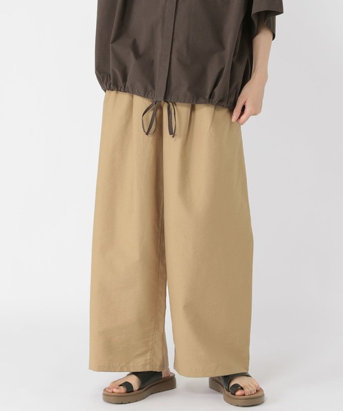 studio CLIP（スタディオクリップ）の「【接触冷感】タックワイドパンツ[プチ・プラスサイズあり]（その他パンツ・レディース・ベージュ/チャコール/ネイビー/アイボリー・MEDIUM/PF/ﾌﾘｰ(L)/LARGE）」の16枚目の写真