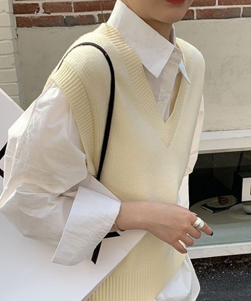 cammie(キャミー)の「シンプルシャツ(シャツ/ブラウス・レディース・ホワイト/ブルー・LARGE/MEDIUM)」の3枚目の写真