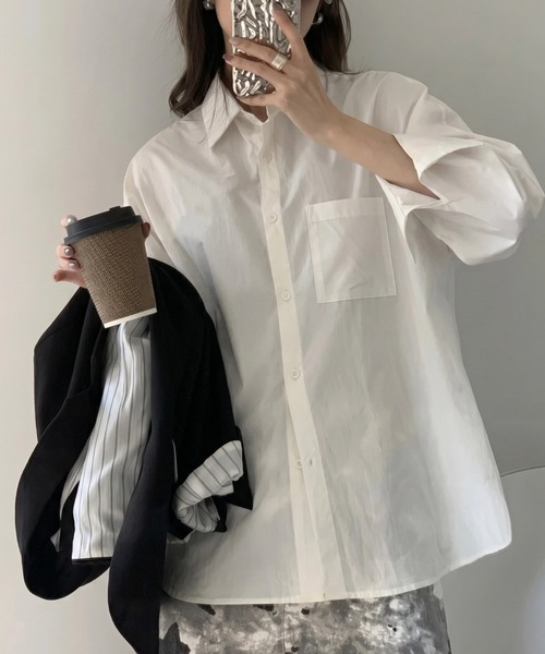cammie(キャミー)の「シンプルシャツ(シャツ/ブラウス・レディース・ホワイト/ブルー・LARGE/MEDIUM)」の5枚目の写真