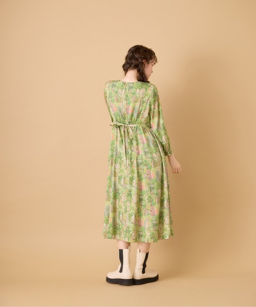 Jolly Poupee(ジョリープッペ)の「【22fabric】シークレットガーデン/ ワンピース(ワンピース・レディース・ベージュ/ネイビー・42/46)」の13枚目の写真