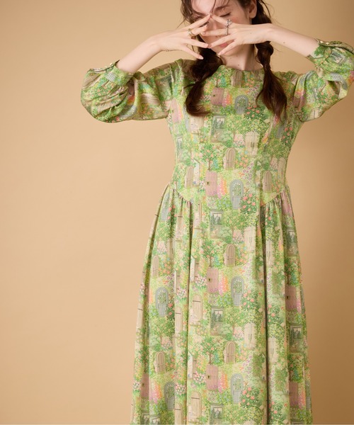 Jolly Poupee(ジョリープッペ)の「【22fabric】シークレットガーデン/ ワンピース(ワンピース・レディース・ベージュ/ネイビー・42/46)」の5枚目の写真