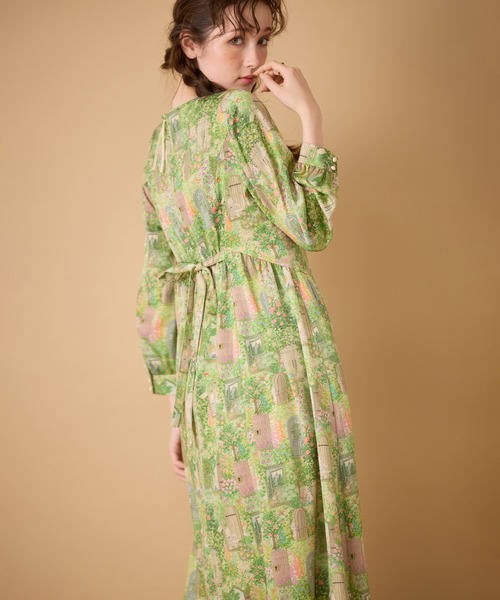 Jolly Poupee(ジョリープッペ)の「【22fabric】シークレットガーデン/ ワンピース(ワンピース・レディース・ベージュ/ネイビー・42/46)」の6枚目の写真