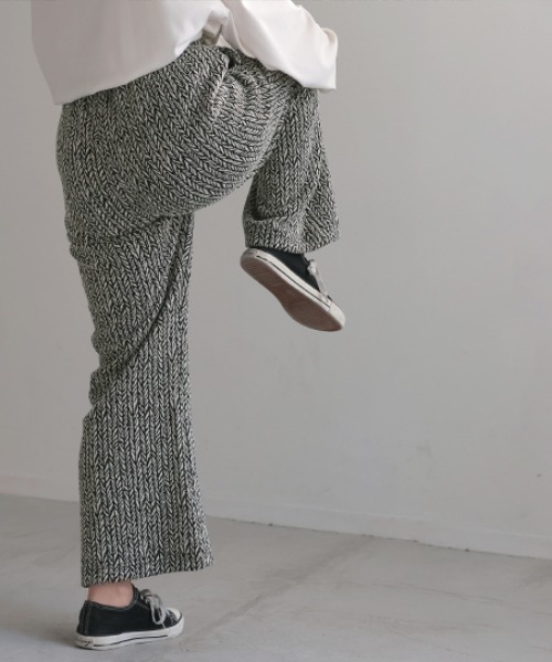 HUG.U（ハグユー）の「ジャガードワイドパンツ（その他パンツ・レディース・グレー×ホワイト/グレー/ブラック×ホワイト・L(レギュラー丈)/M(レギュラー丈)/L(トール丈)/M(トール丈)）」の8枚目の写真