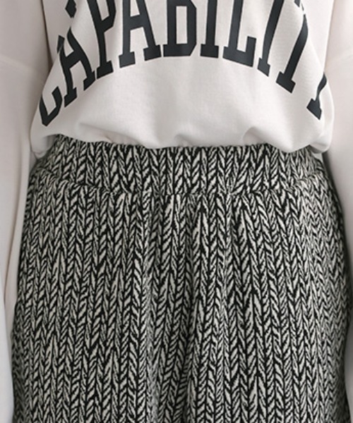 HUG.U（ハグユー）の「ジャガードワイドパンツ（その他パンツ・レディース・グレー×ホワイト/グレー/ブラック×ホワイト・L(レギュラー丈)/M(レギュラー丈)/L(トール丈)/M(トール丈)）」の9枚目の写真