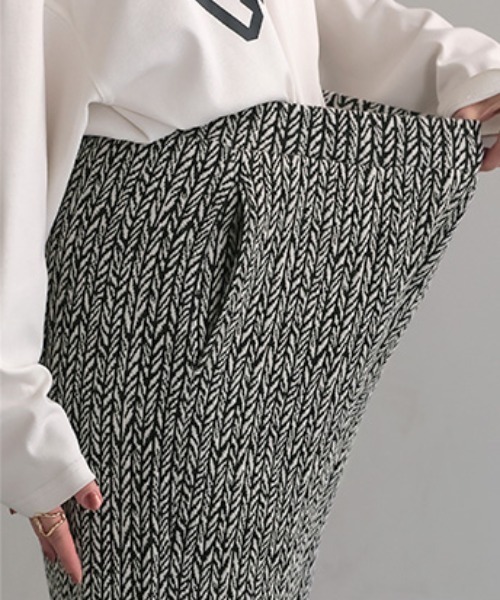 HUG.U（ハグユー）の「ジャガードワイドパンツ（その他パンツ・レディース・グレー×ホワイト/グレー/ブラック×ホワイト・L(レギュラー丈)/M(レギュラー丈)/L(トール丈)/M(トール丈)）」の11枚目の写真